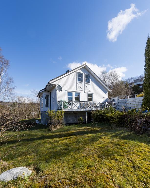 Apartament Selemork Hus Villa Jørpeland Exteriör bild